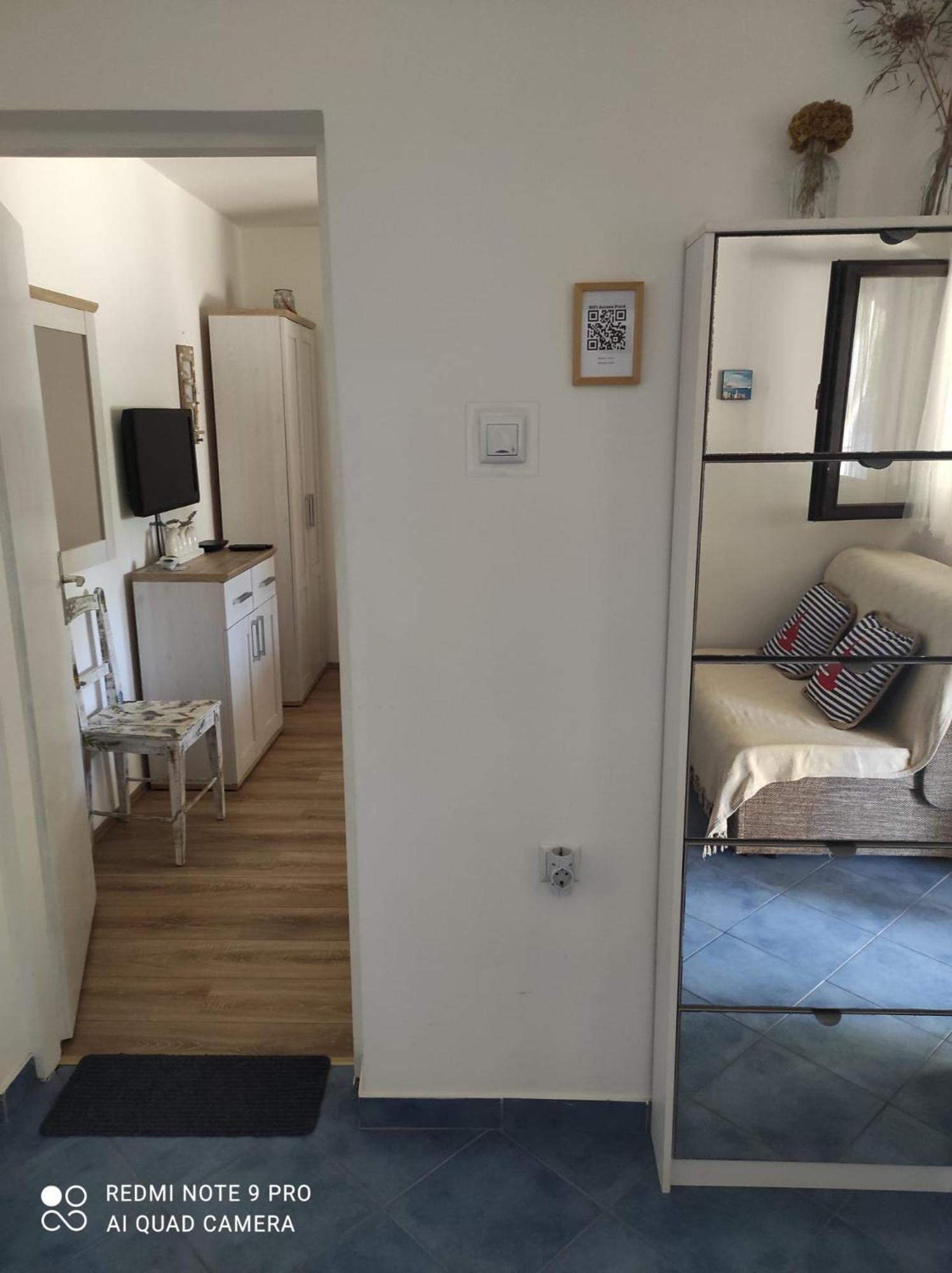 Apartment House Vir-To-All מראה חיצוני תמונה