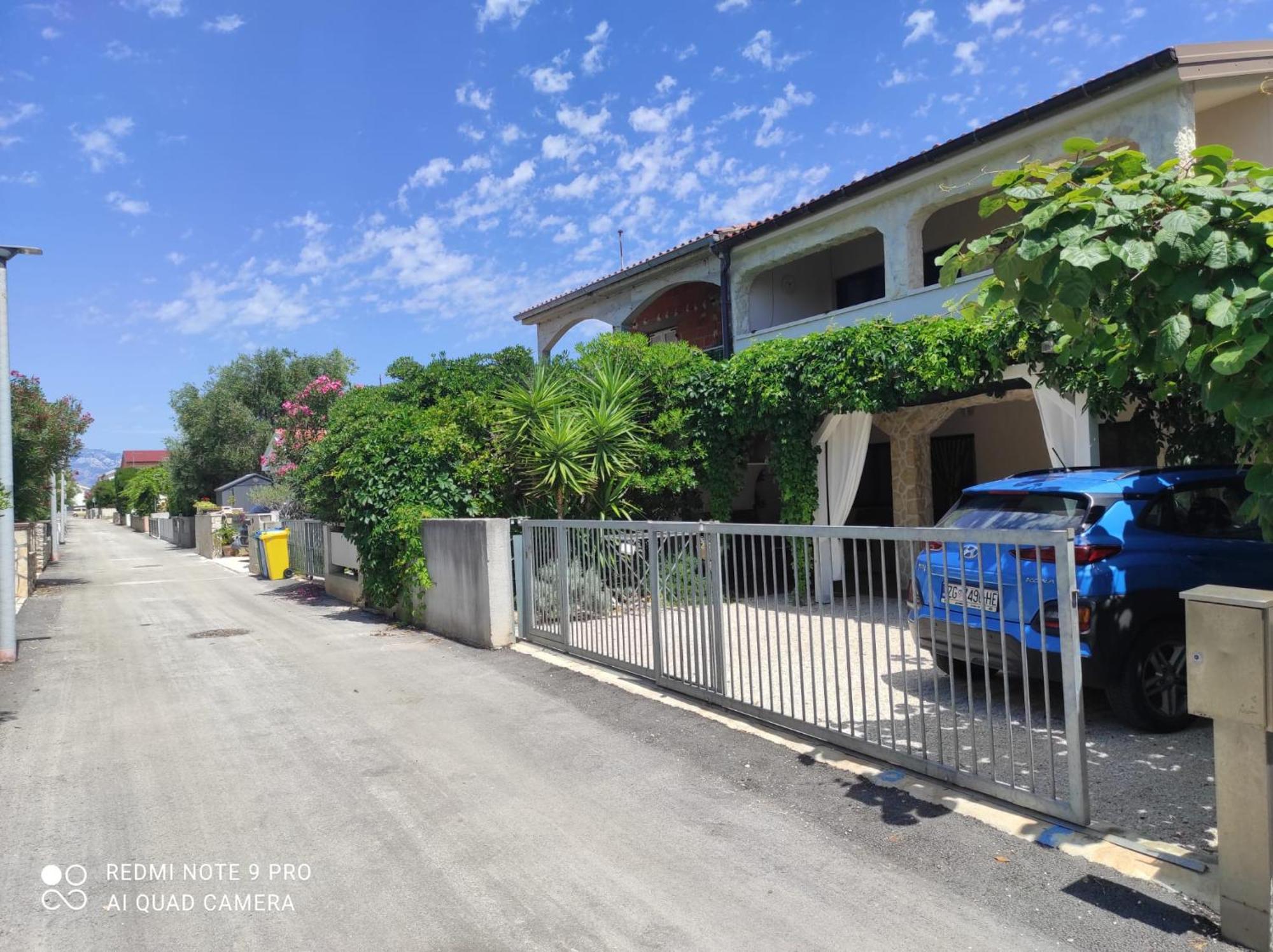 Apartment House Vir-To-All מראה חיצוני תמונה