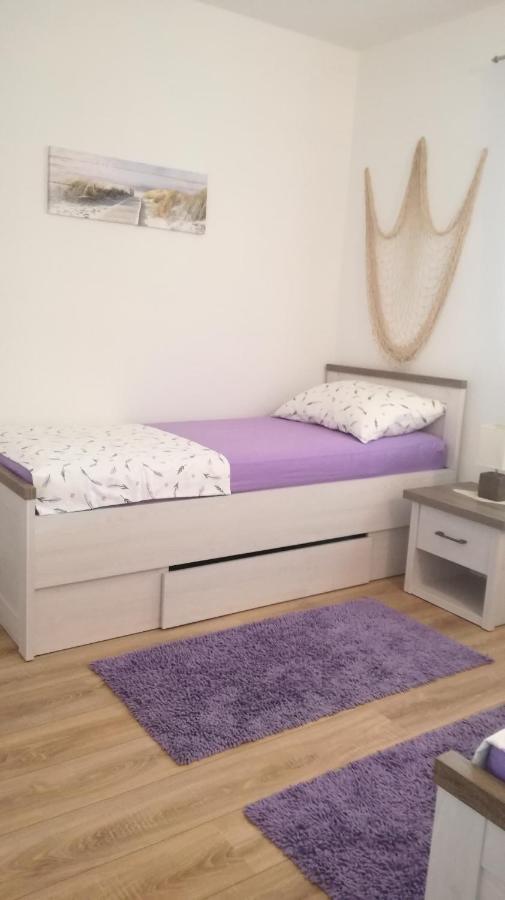 Apartment House Vir-To-All מראה חיצוני תמונה