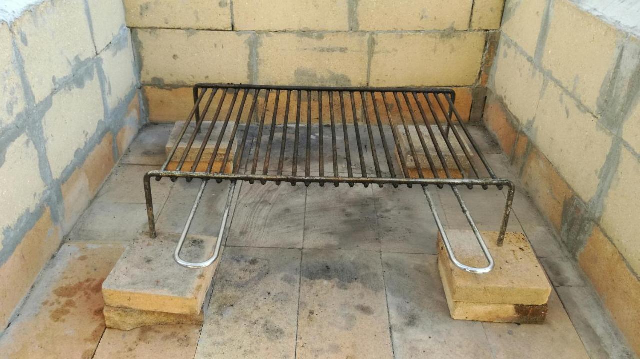 Apartment House Vir-To-All מראה חיצוני תמונה